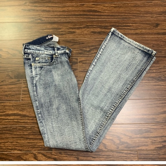 ISO/WANTED/LOOKING FOR - Garage Alexia Low Rise Flair Jeans in this EXACT wash. - Picture 1 of 1